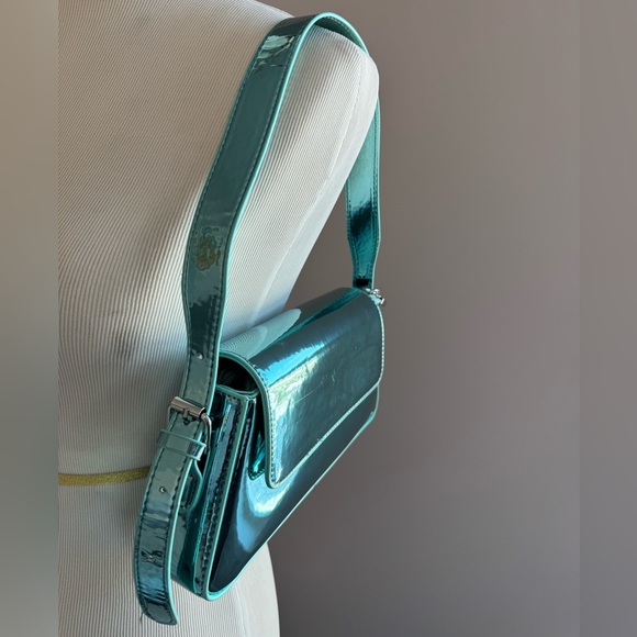 Blue Chrome Metallic Flap Shoulder Bag - Picture 2 of 4